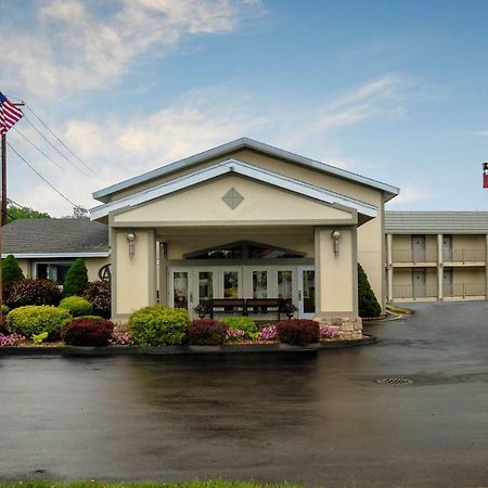 Red Roof Inn And Suites Herkimer Eksteriør bilde